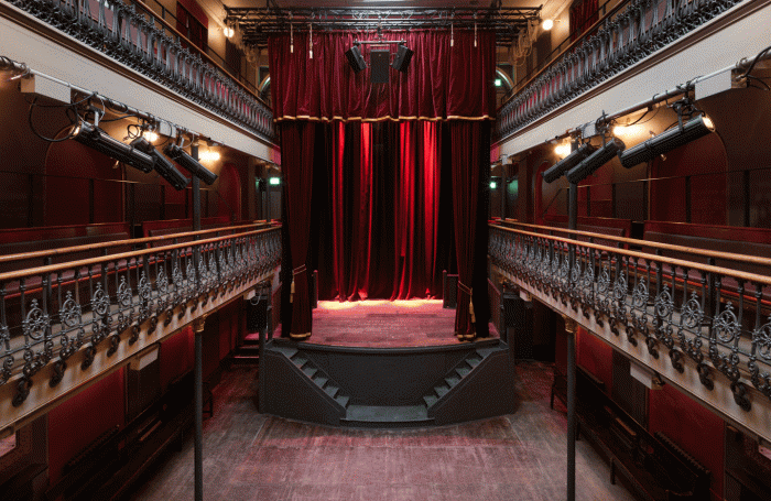HoxtonHall-0981PM1-700x455